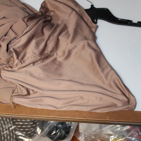 Miss Avenue Mocha V Neck Jumpsuit Medium NWT - Picture 10 of 13